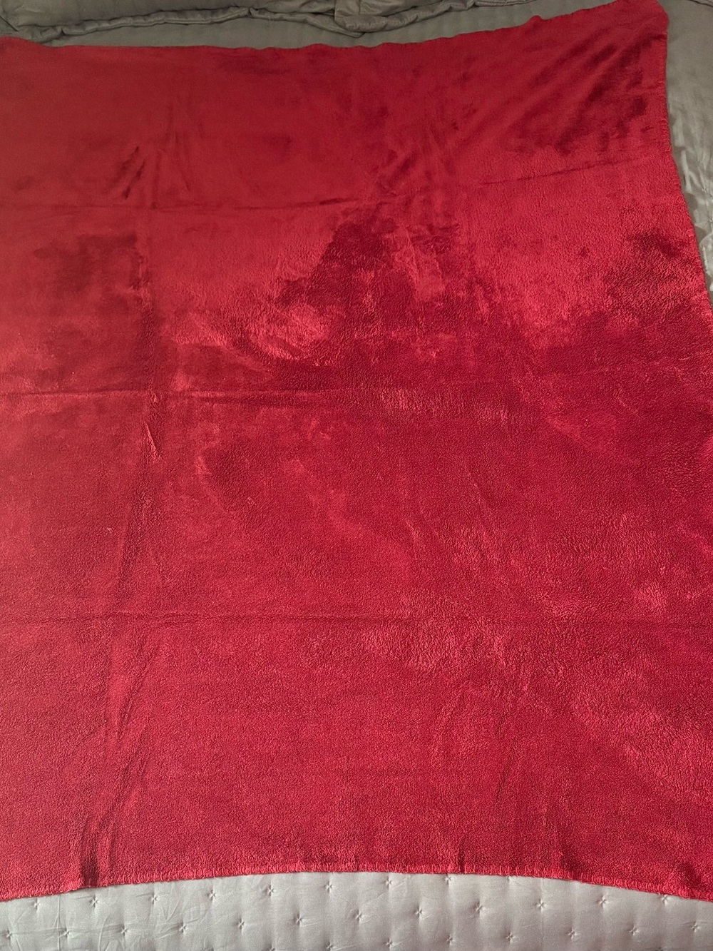 Source Unknown Plush Burgundy Throw Blanket